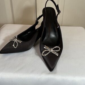 ZBY Chic Black Slingback 2 inch Heels with Sparkling Bow